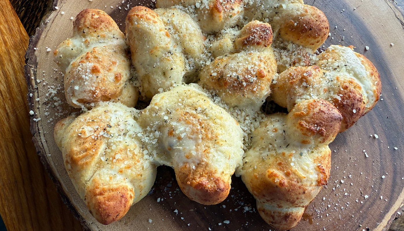 Cheesy Garlic Knots image